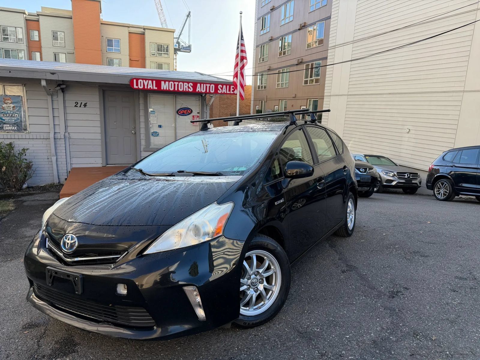 Used 2014 Toyota Prius V Two FWD image 40