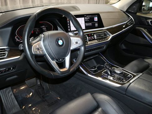 Used 2022 BMW X7 xDrive40i w/ Parking Assistance Package image 14