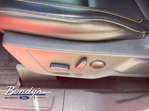 Used 2024 Ford Bronco Badlands AWD/4WD image 9