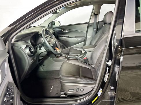 Used 2021 Hyundai Kona Limited AWD/4WD image 11