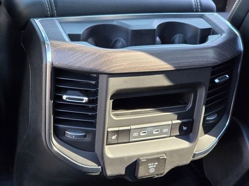 New 2026 RAM 1500 Laramie AWD/4WD image 7
