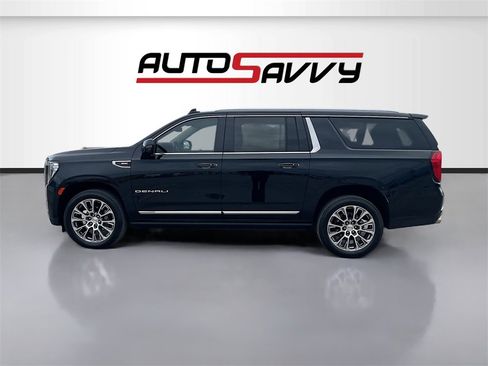 Used 2022 GMC Yukon XL Denali image 4