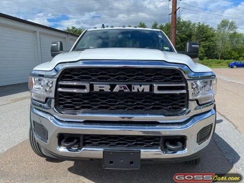 New 2024 RAM 5500 Tradesman image 2