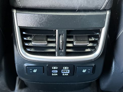 Used 2024 Subaru Outback Limited image 14