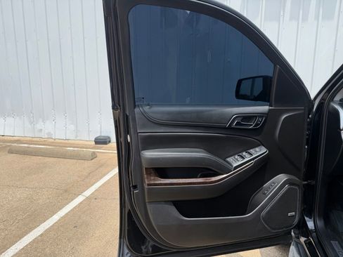 Used 2017 Chevrolet Tahoe LT RWD image 20