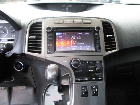 Used 2014 Toyota Venza Limited AWD/4WD image 13