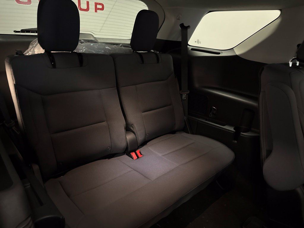 New 2026 Ford Explorer Active AWD/4WD image 40