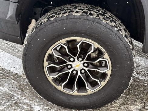 Used 2019 Chevrolet Colorado ZR2 image 8