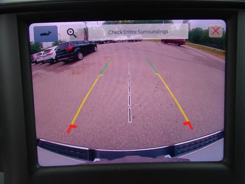 Used 2022 RAM 1500 4x4 Crew Cab Big Horn image 31