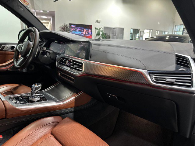 Used 2019 BMW X5 xDrive50i w/ M Sport Package AWD/4WD image 53