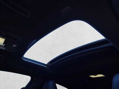 Used 2019 Lexus UX 200 FWD image 15