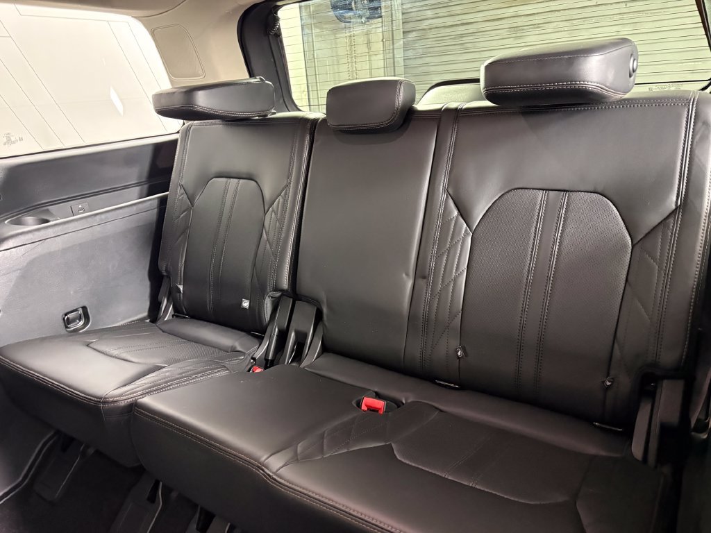 Certified 2021 Ford Expedition Platinum AWD/4WD image 32