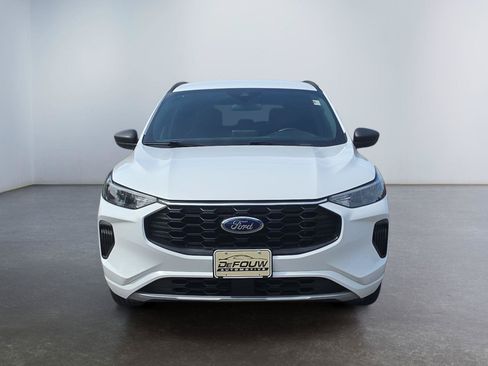 Used 2023 Ford Escape ST-Line AWD/4WD image 8