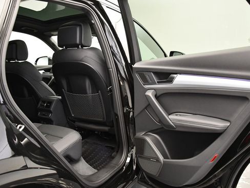 Certified 2025 Audi Q5 2.0T Premium Plus image 52