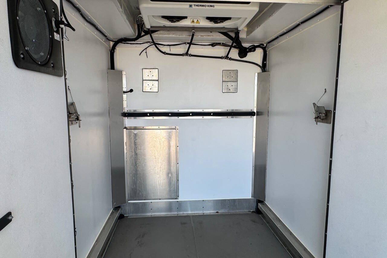 Used 2024 Ford E-350 and Econoline 350 Super Duty RWD image 21