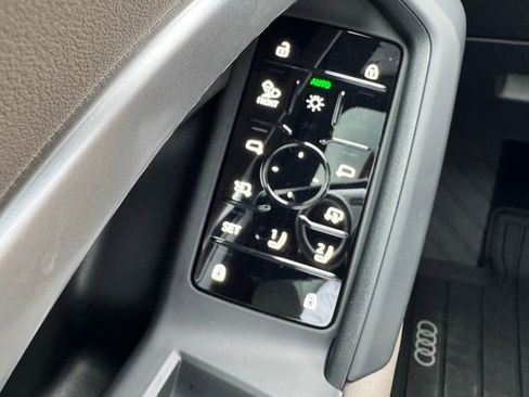 Certified 2025 Audi Q5 Premium Plus w/ Premium Plus image 26