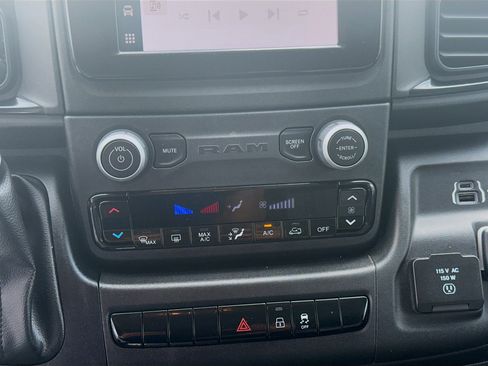 Used 2023 RAM ProMaster 2500 w/ Convenience Group image 12