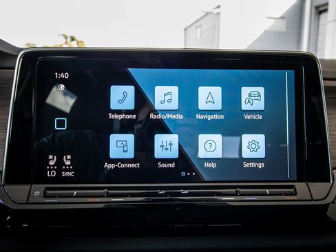 New 2026 Volkswagen Atlas SEL image 40