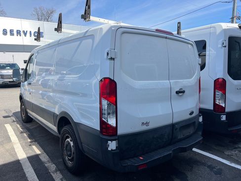Certified 2019 Ford Transit 250 130 Low Roof image 3