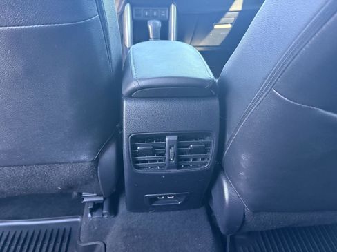 Used 2023 Toyota Corolla Cross XSE w/ Convenience Package image 18