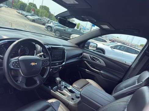 Certified 2023 Chevrolet Traverse LT w/ LT Premium Package AWD/4WD image 26