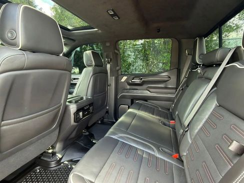 Used 2023 GMC Sierra 1500 AT4X AWD/4WD image 30