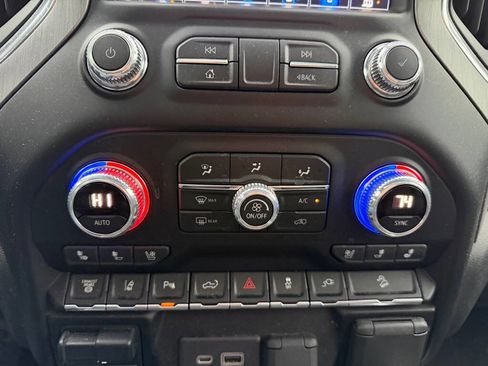 Used 2020 GMC Sierra 2500 Denali w/ Denali Ultimate Package image 16