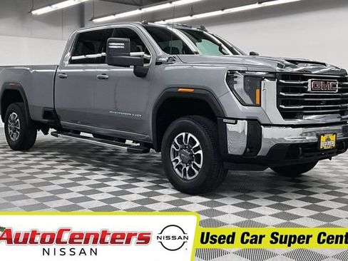Used 2024 GMC Sierra 2500 SLE AWD/4WD image 1