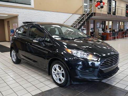 Used 2014 Ford Fiesta SE w/ Comfort Package image 16
