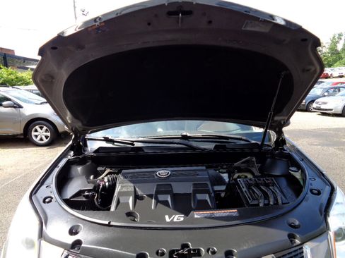 Used 2011 Cadillac SRX Luxury image 24