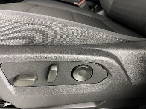 Used 2024 GMC Sierra 1500 SLE image 22