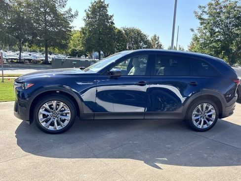 Used 2026 MAZDA CX-90 3.3 Turbo w/ Preferred Package AWD/4WD image 10