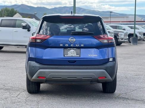 Used 2022 Nissan Rogue SV AWD/4WD image 7
