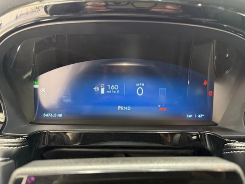 Used 2024 Lincoln Corsair AWD w/ Equipment Group 102A image 18