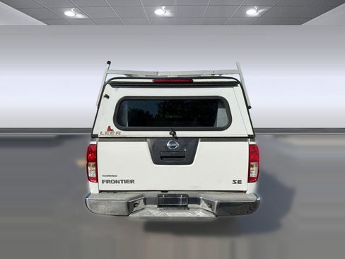 Used 2008 Nissan Frontier SE w/ SE Value Truck Pkg image 10