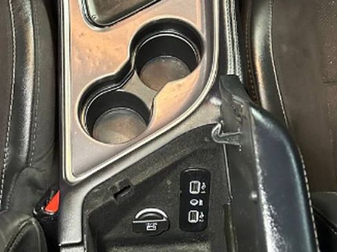 Used 2021 Dodge Challenger R/T w/ Plus Package image 32