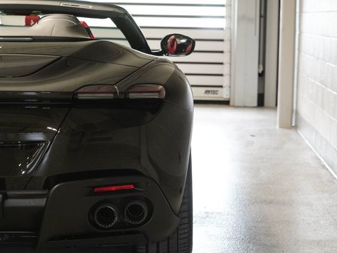 Used 2024 Ferrari Roma Spider RWD image 13