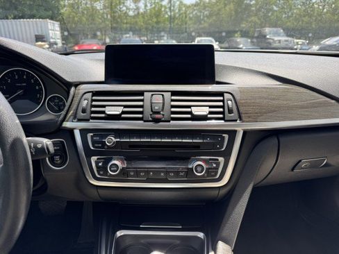Used 2015 BMW 335i xDrive Sedan AWD/4WD image 31