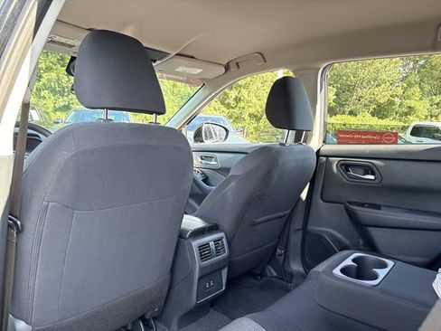 Used 2026 Nissan Rogue SV FWD image 18
