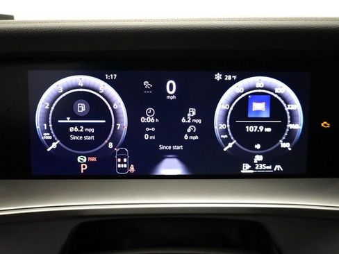 New 2026 Volkswagen Tiguan SE AWD/4WD image 15