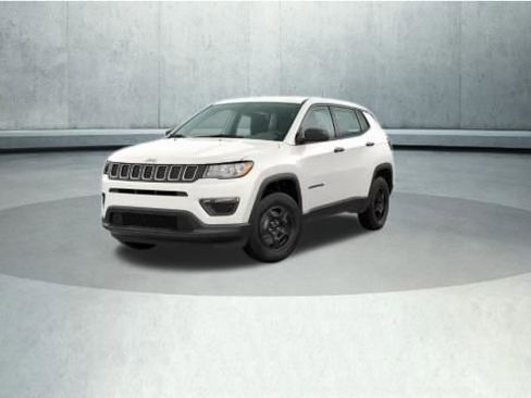 Used 2020 Jeep Compass Latitude w/ Cold Weather Group image 1