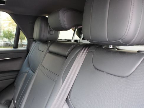 Used 2023 Land Rover Range Rover Sport SE Dynamic AWD/4WD image 8