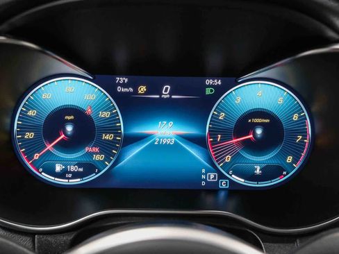 Certified 2022 Mercedes-Benz GLC 300 image 31