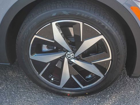 Used 2023 Volkswagen ID.4 Pro S image 12