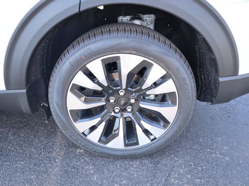 New 2026 Ford Explorer Platinum w/ LUX Leather Package AWD/4WD image 23