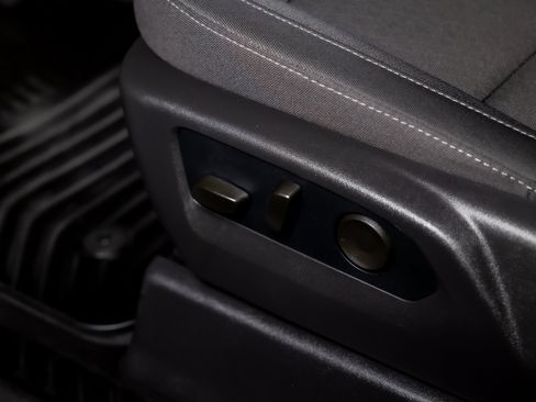 Used 2026 Chevrolet Silverado 1500 Custom RWD image 14