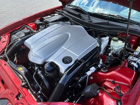 Used 2004 Chrysler Crossfire Coupe RWD image 9