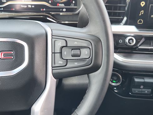 Used 2025 GMC Sierra 1500 SLT AWD/4WD image 27