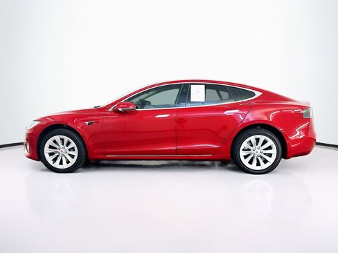 Used 2018 Tesla Model S 75D image 4