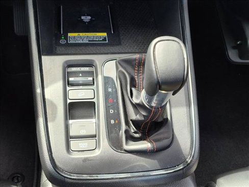 Used 2025 Honda CR-V Sport-L image 9